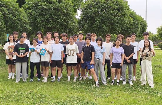 “五拒绝 五养成”系列活动〡休闲与运动学院开展“同心同寝”心理健康活动