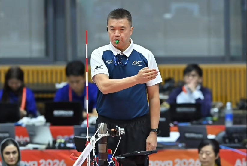 执裁亚运巅峰对决！我校休闲与运动学院总顾问刘江教授亮相2026年爱知・名古屋亚运会男排金牌赛
