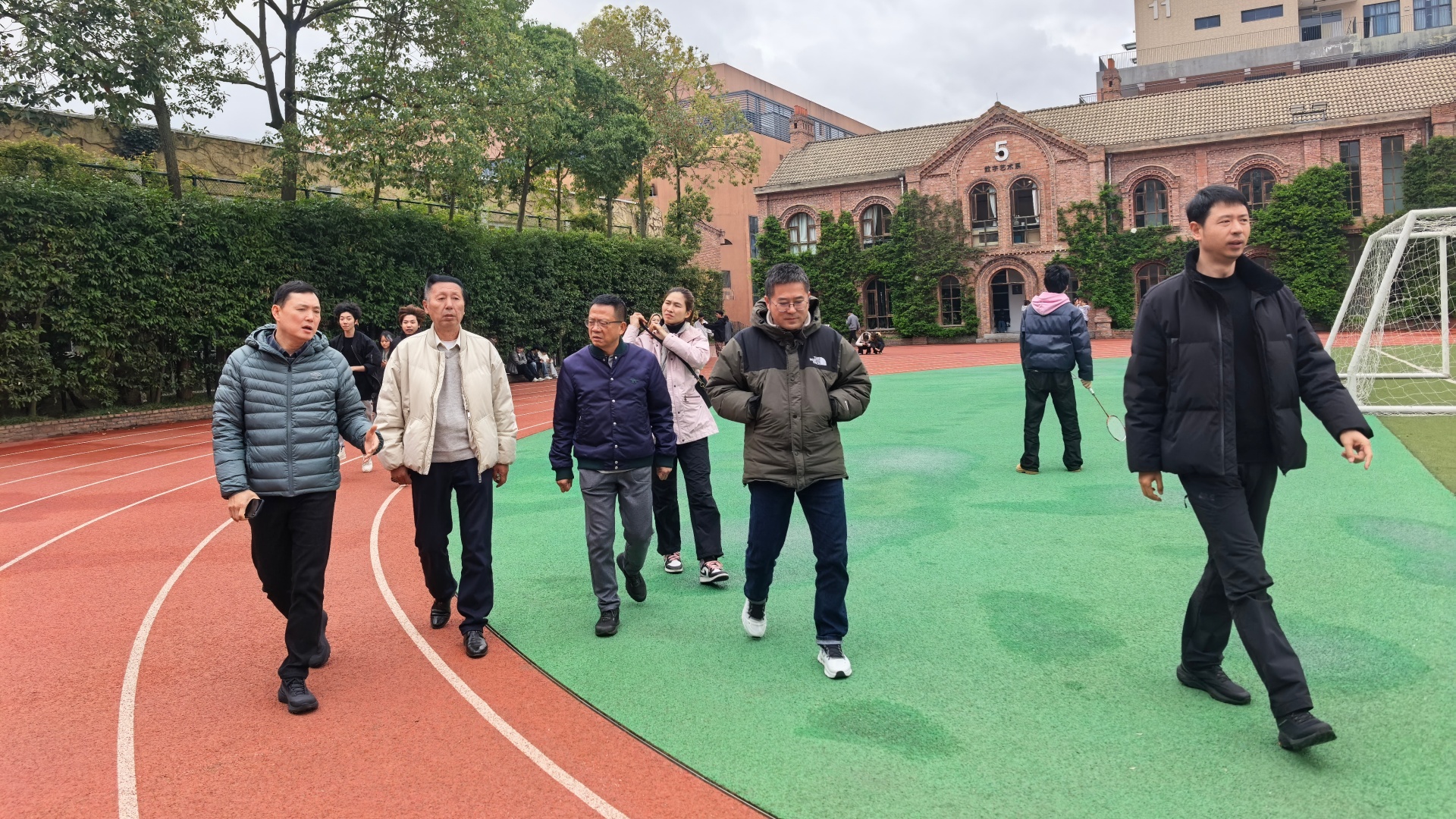 共探公体教学管理新路径〡我校赴四川国际标榜职业学院交流学习